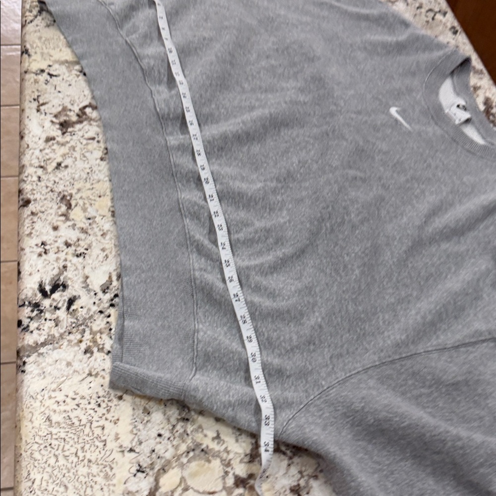 Nike Women's Classic Gray Crew Neck cropped sweatshirt - Picture 4 of 10